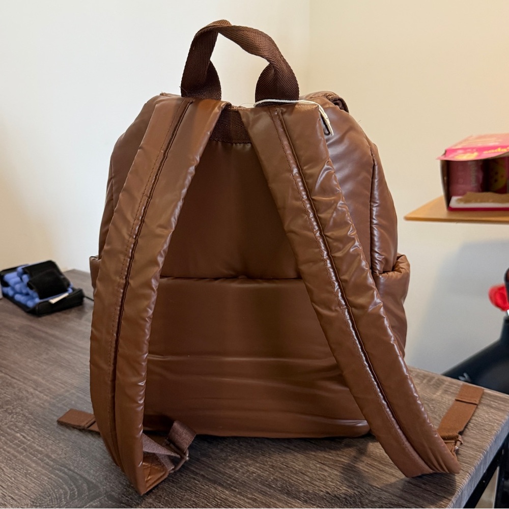 BEIS Air Brown Puffer Backpack - Picture 4 of 5